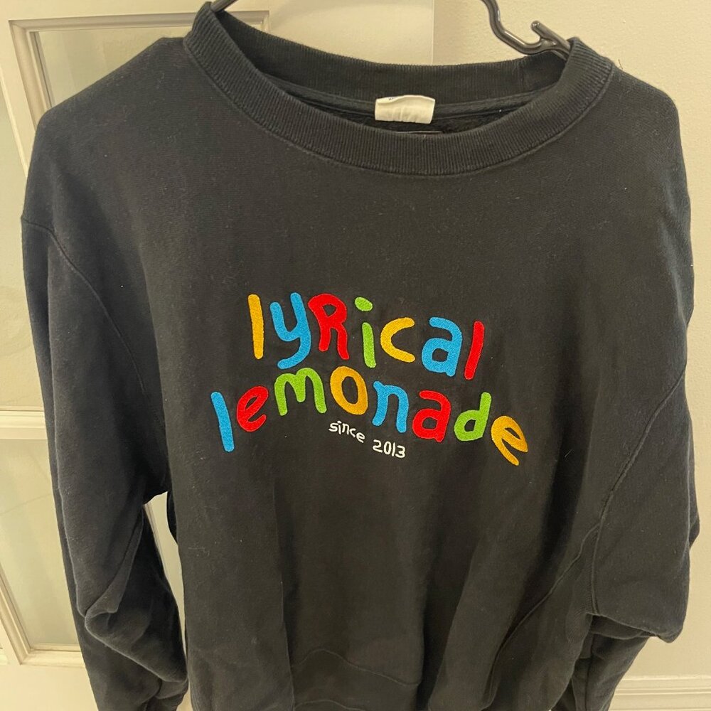 Lyrical Lemonade Sweatshirt (L)